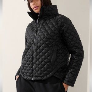Athleta Whisper Featherless Puffer